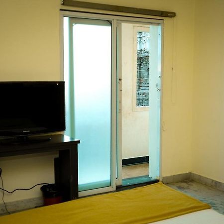 Hotel Arunachala Tiruvannāmalai Екстериор снимка