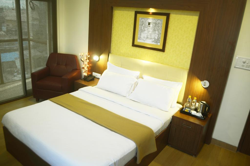 Hotel Arunachala Tiruvannāmalai Стая снимка