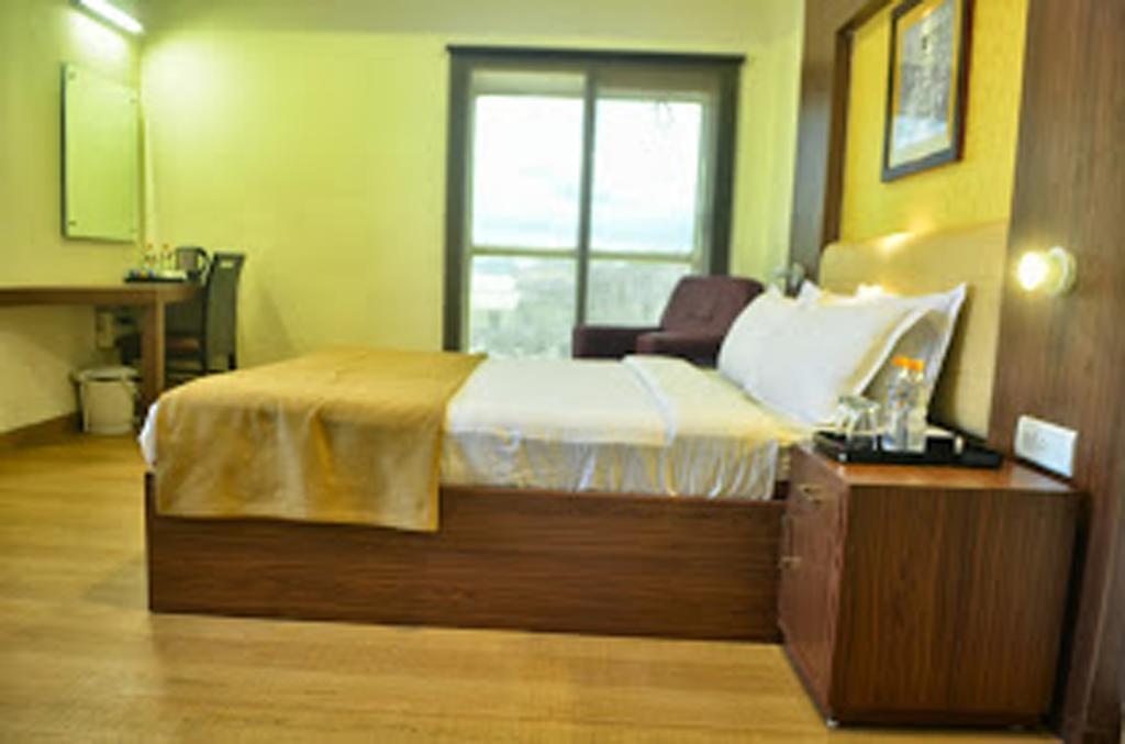 Hotel Arunachala Tiruvannāmalai Стая снимка