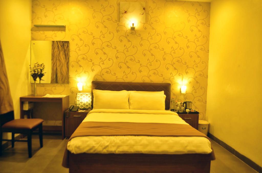 Hotel Arunachala Tiruvannāmalai Екстериор снимка